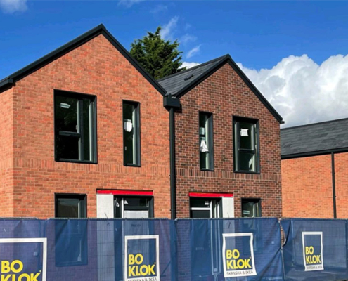 0042_Modular Homes Built Fully Offsite. Installing The Nulok Solar Tile Roofing System Offsite