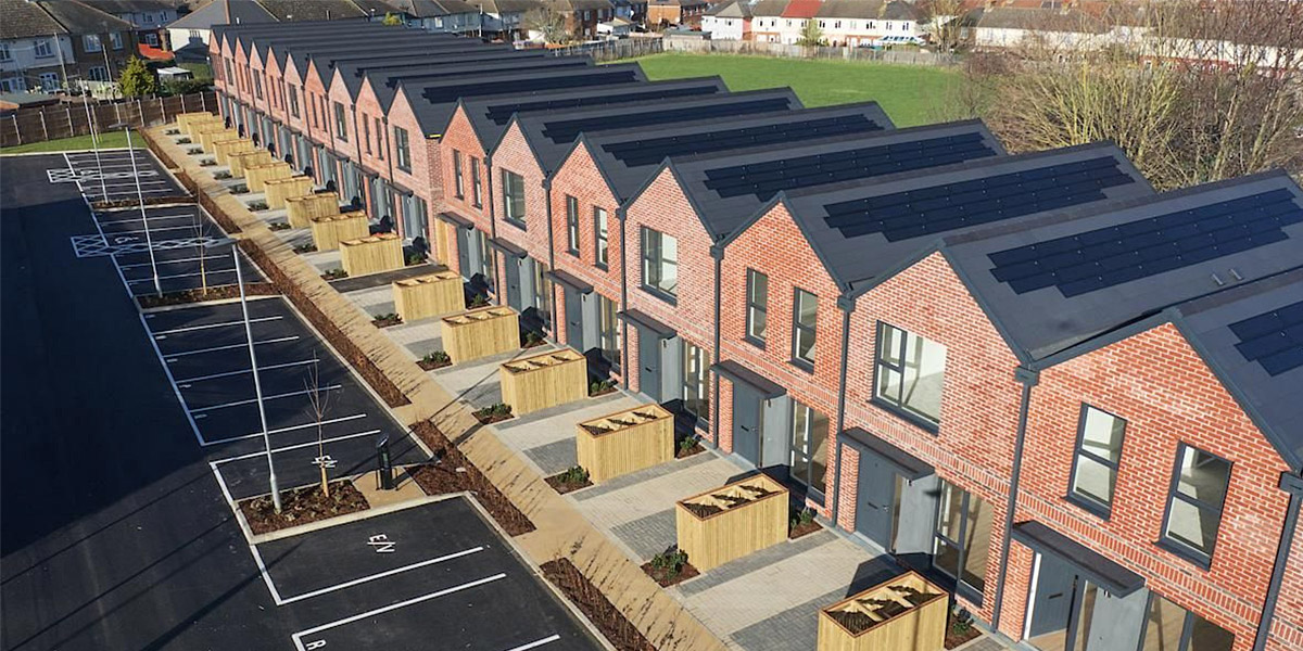 0043_Modular Homes Build Fully Offsite, Including The Installation Of The Nulok Solar Tiles And Ceramic Tiles. Th