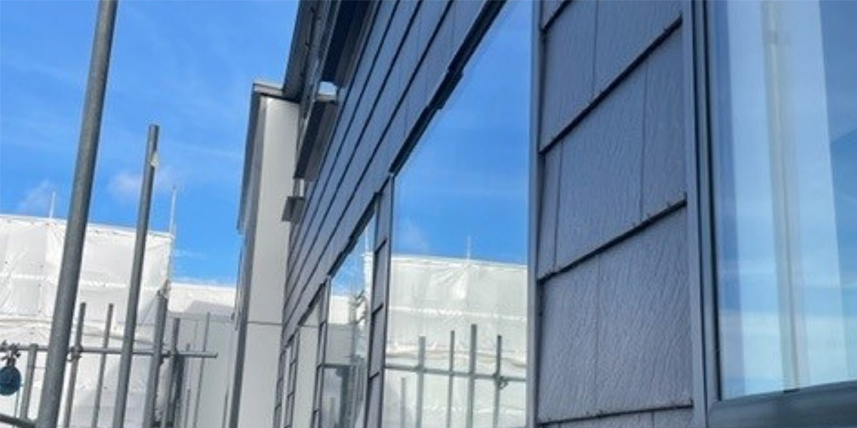 0064_Ceramic Tiles Installed As Vertical Cladding In London